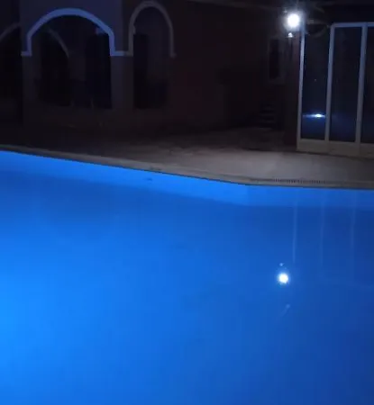 Ektor @swimming Pool شقة *